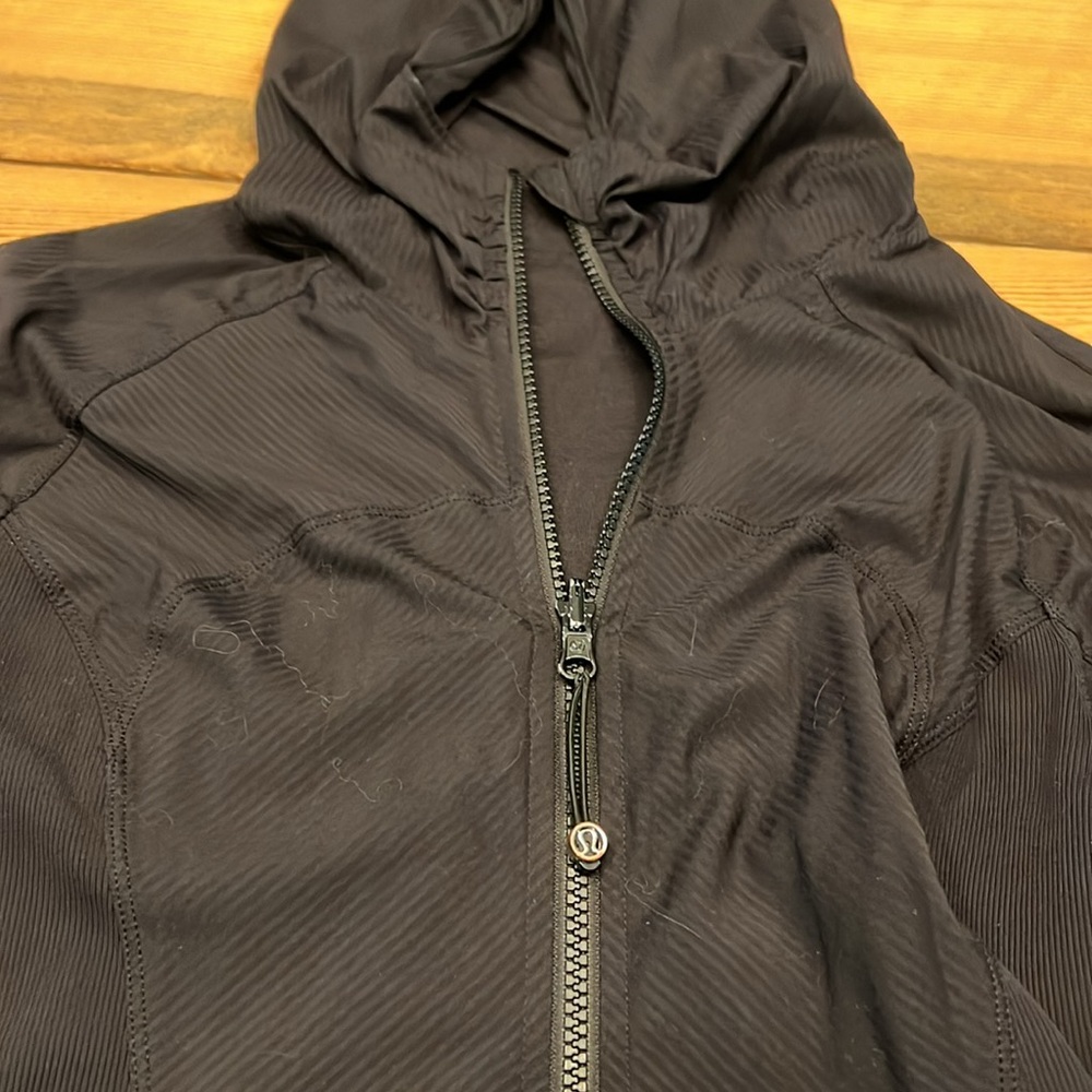 Lululemon in flux jacket size 8 black - Picture 3 of 7